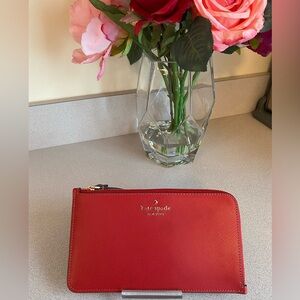 Kate Spade Lucy Medium L-zip Wristlet